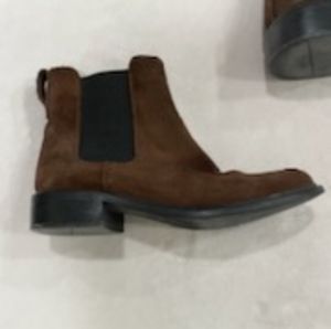 Brown ankle boots